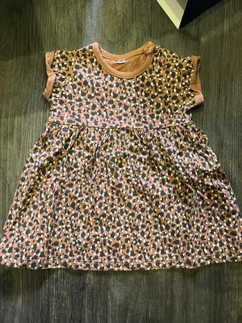 Robe manche courte léopard zeeman