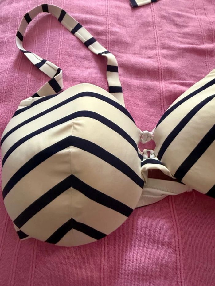 Haut de maillot de bain - photo numéro 4