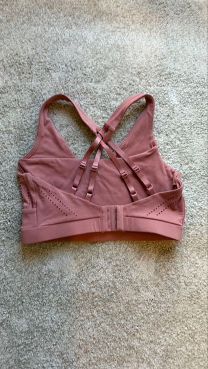 Gymshark Brassière Sport Femme Rose – Taille S – Brassière Fitness Musculation – Très bon état - photo numéro 4