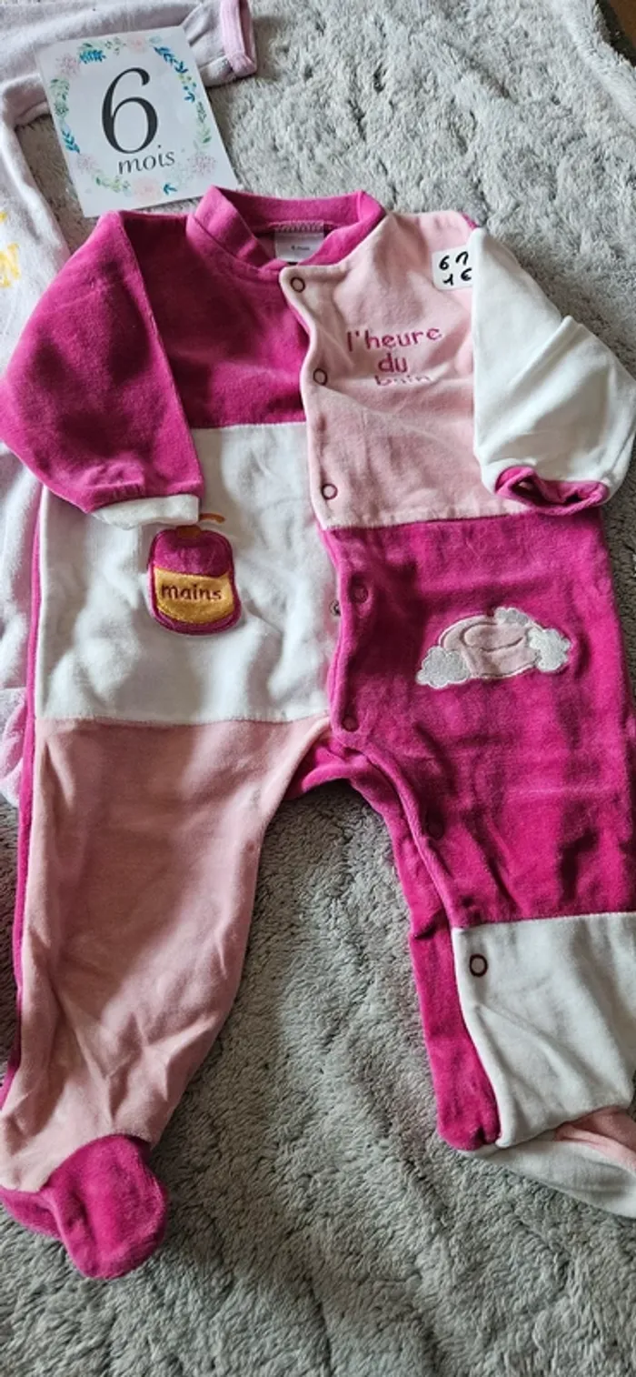 Lot 3 pyjama 6 mois - photo numéro 4