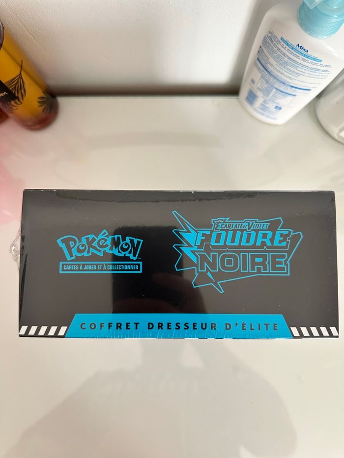 Etb Pokémon foudre noir - photo numéro 5