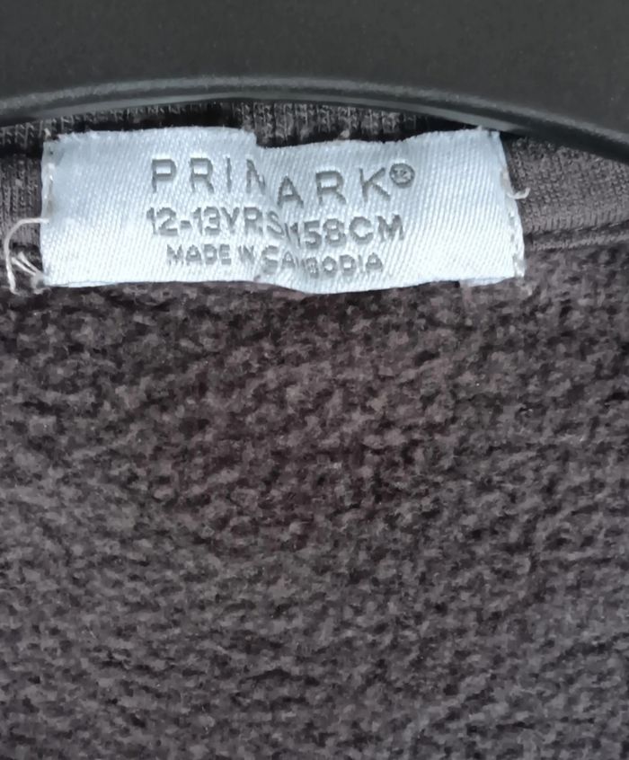 Pull primark 12-13 ans molletonné en bon etat - photo numéro 4