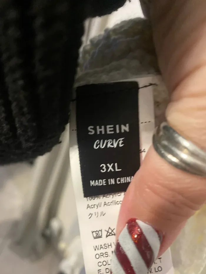 superbe  cape blanche 3xl SHEIN neuve - photo numéro 4