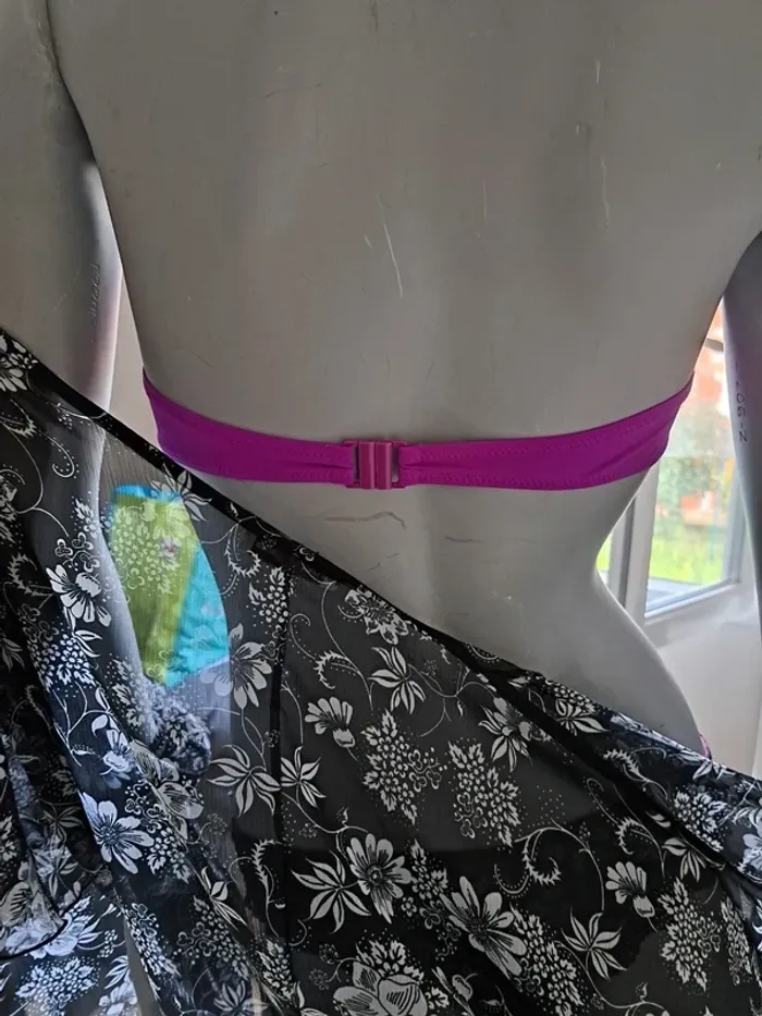 Haut de maillot bain de soleil - photo numéro 4