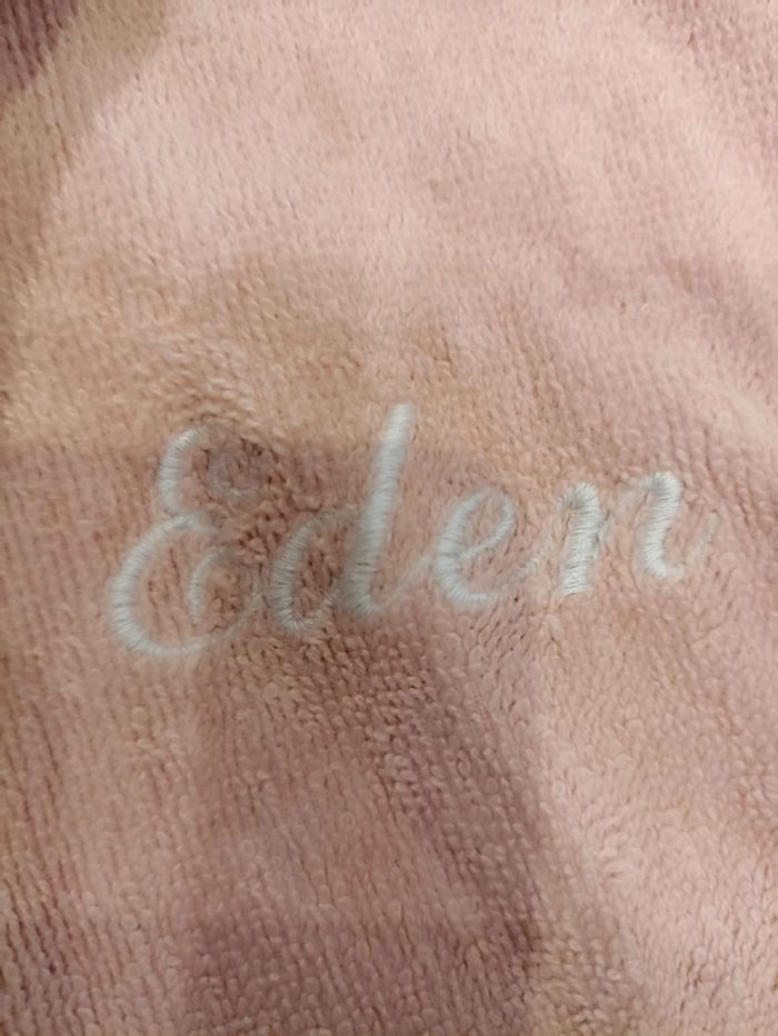 Peignoir personnalisé prénom Eden 2 ans Becquet - photo numéro 4
