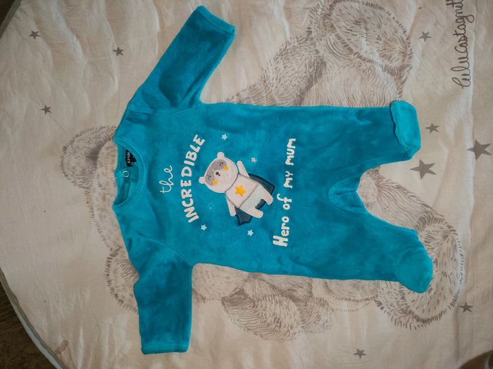 Lot de 8 pyjamas taille 1 mois - photo numéro 4