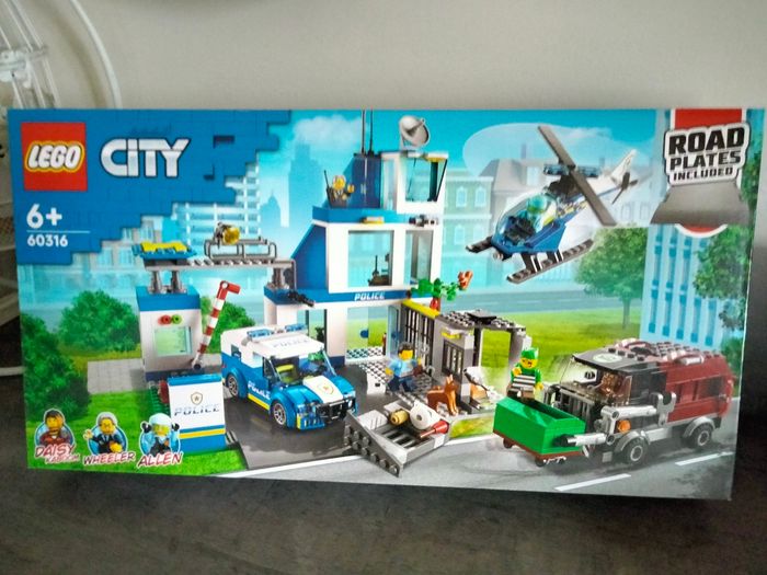 Commisariat de police Playmobil neuf - photo numéro 2