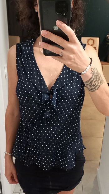 Top cache cœur à pois