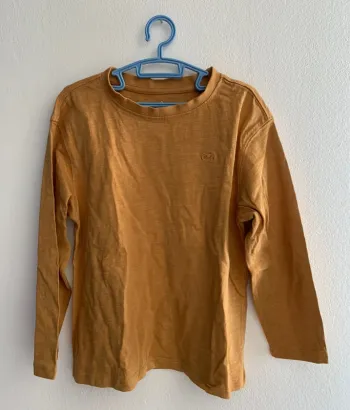 🧡 T-shirt manches longues garçon TEX moutarde – 4/5 ans (neuf)