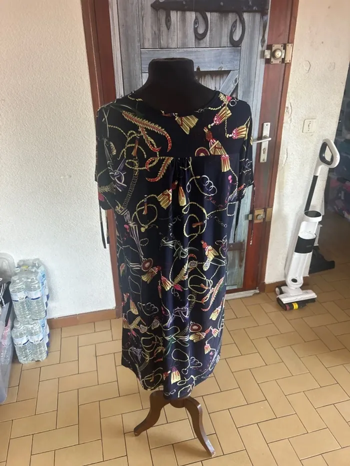 Jolie robe légère grande taille - photo numéro 2