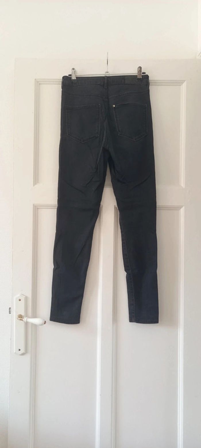 Jean skinny noir H&M 38 - photo numéro 2