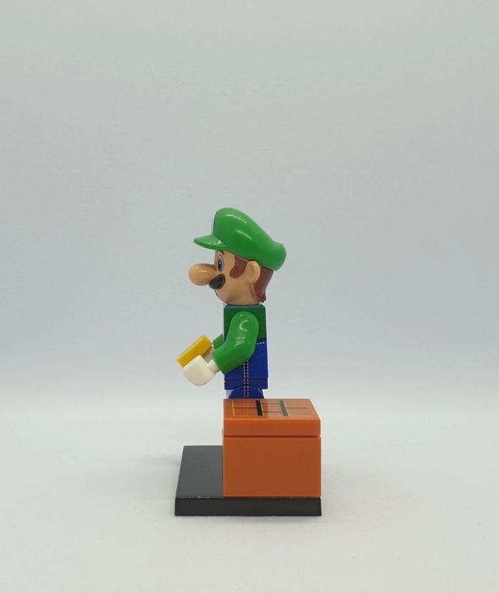 🍄 Figurine Super Mario - Luigi avec une Brique - (Style Lego) 🍄 - photo numéro 4