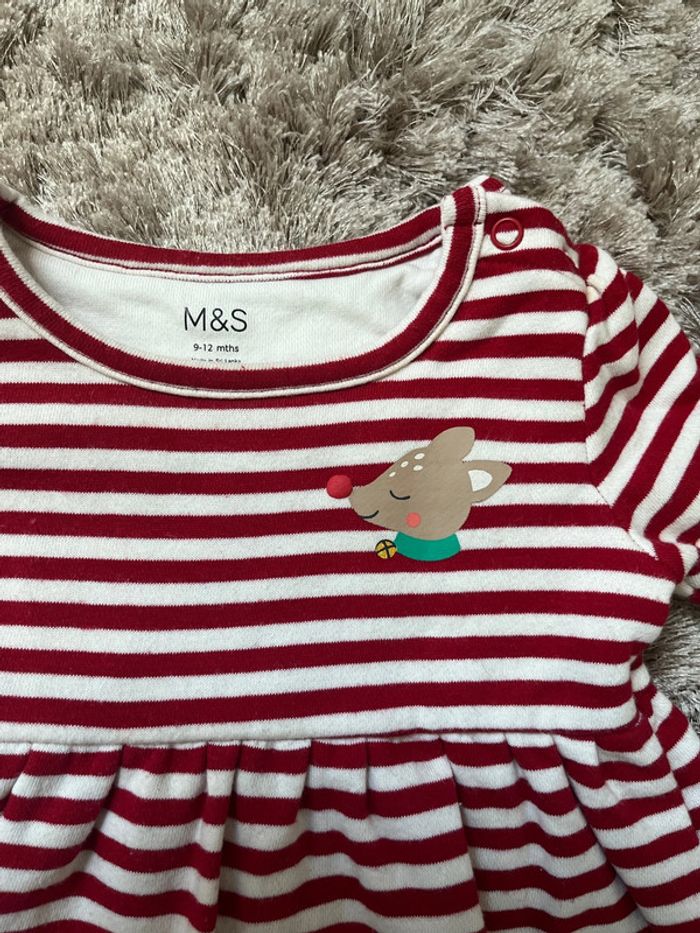 Robe Noël rouge et blanche M&S 9-12 mois - photo numéro 2