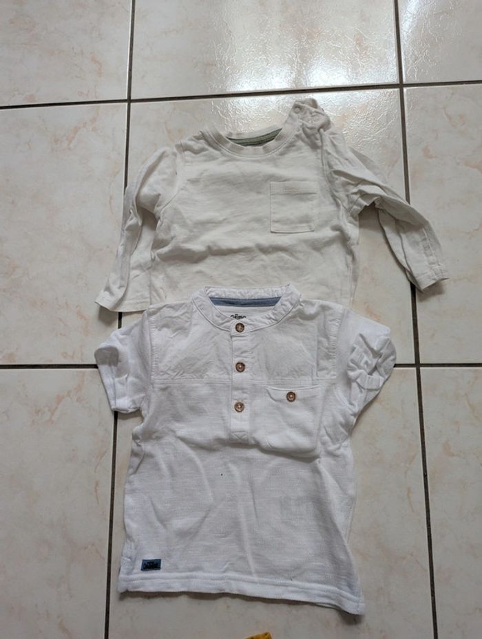 Lot 2 tee shirt 12 mois