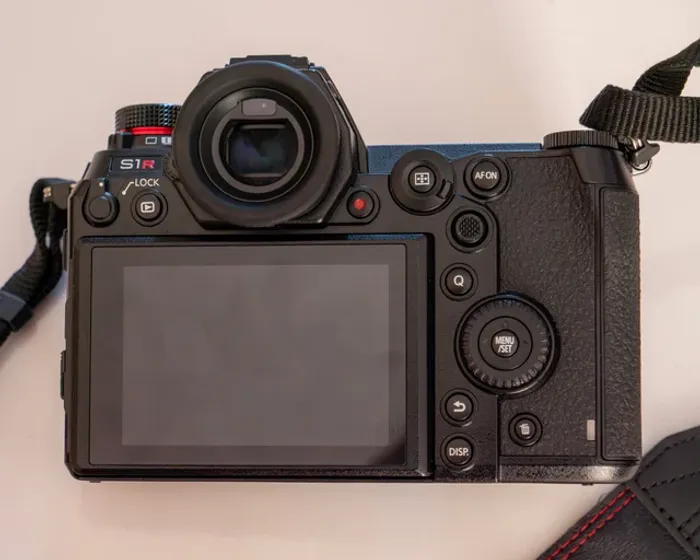 Kit Panasonic Lumix S1R - photo numéro 2