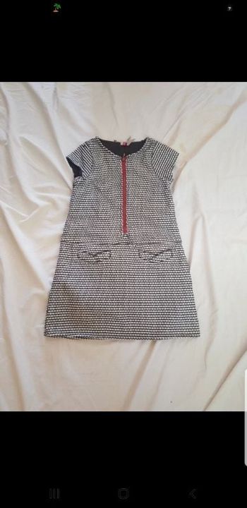 Jolie robe avec doublure, 6 ans