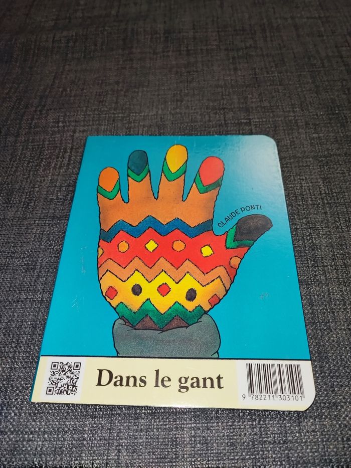 Livre double histoire " dans ma pomme /dans le gant" - photo numéro 2