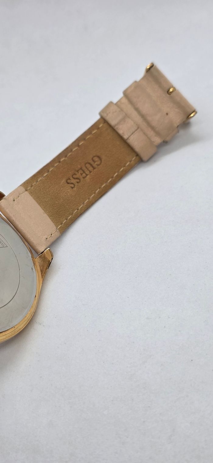 Montre Guess femme - photo numéro 6