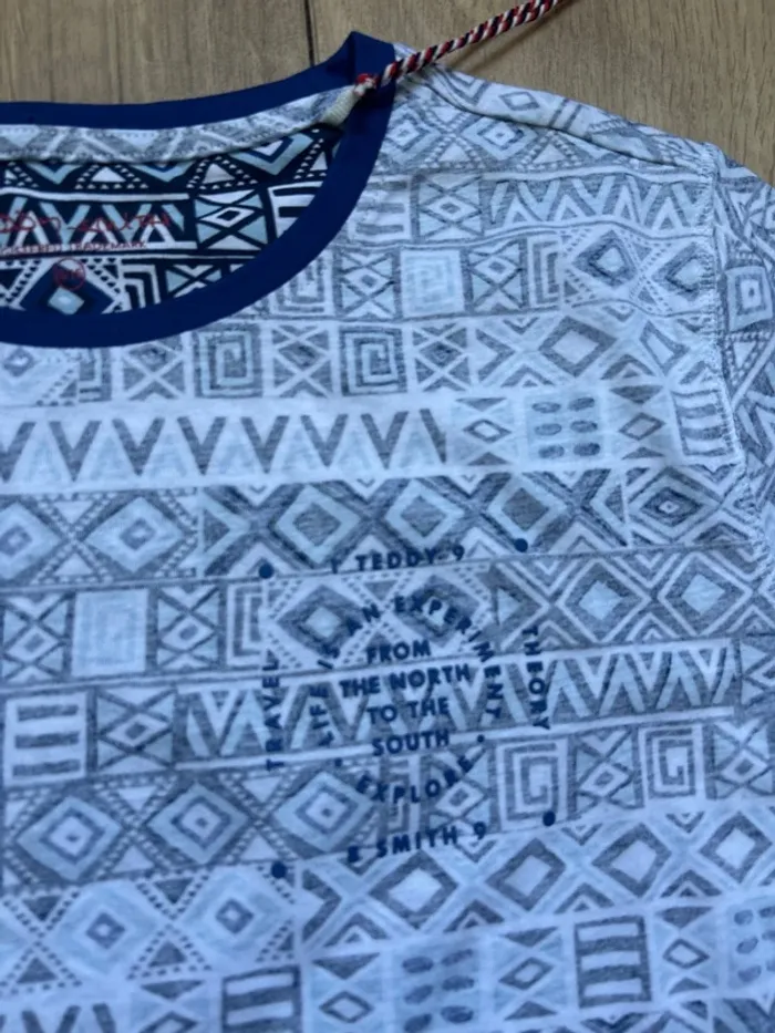T-shirt blanc bleu Teddy Smith motifs tribal 16ans - photo numéro 3