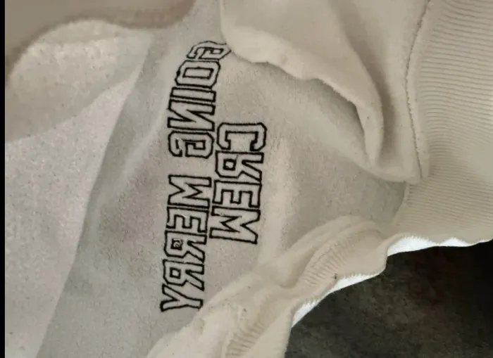 Sweat blanc One Piece Zara garçon 8/9 ans - photo numéro 8