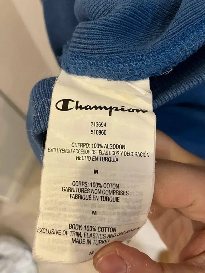 Vintage crewneck blue Champion embossed size M - photo numéro 8