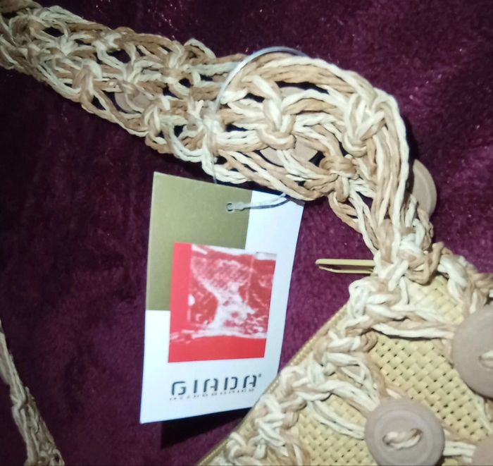 Deux magnifiques sacs a bandoulière avec boutons et franges Neufs Giada - photo numéro 6