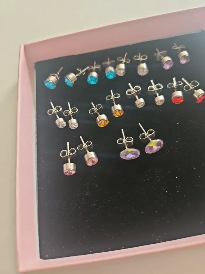 Lot de 10 paires de boucles d'oreille Claire's - photo numéro 2