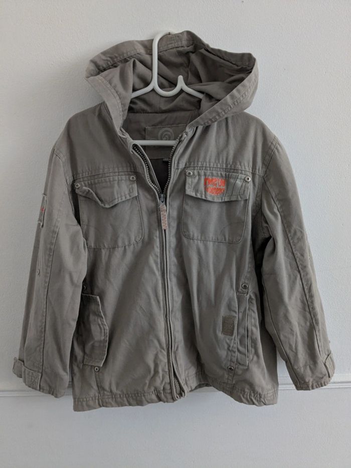 Veste à capuche mi saison grise polochon