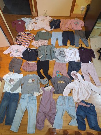 Lot vêtements fille 18 mois 