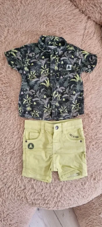 Vend ensemble 12 mois