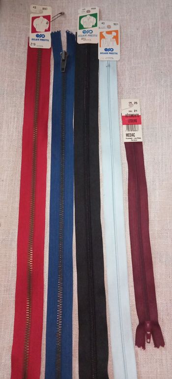 Lot couture: 4 grandes Fermetures éclair + 1 plus petite - Neuves