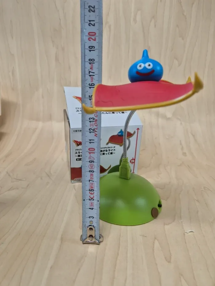 Figurine lumineuse Dragon Quest Slime tapis volant - photo numéro 12