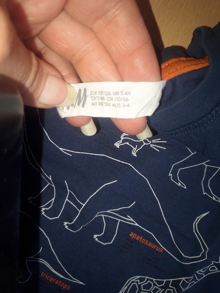 Tee-shirt h&m 98/104 cm - photo numéro 2