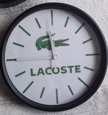 Horloge Lacoste