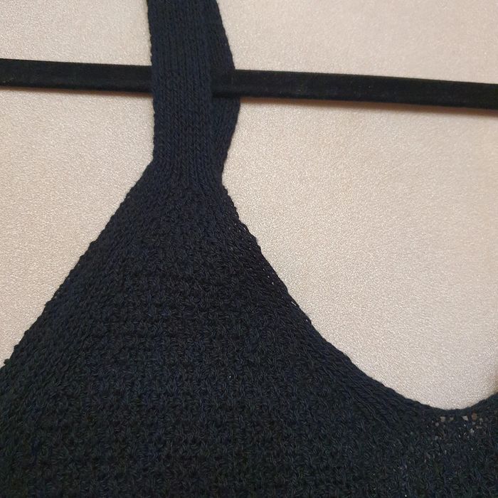 Magnifique haut noir en V devant et derrière fine maille taille L Cache-cache - photo numéro 5