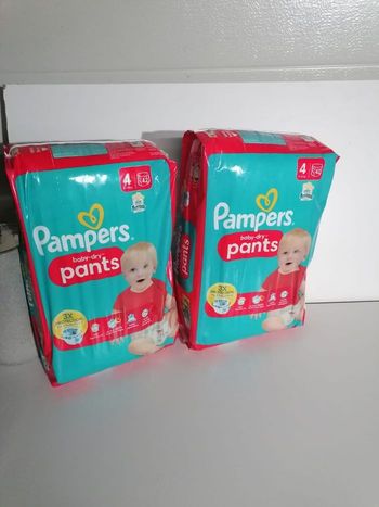 Lot 2 sacs Pampers couches pants taille 4 9-15kg 42x2= 88 pants 