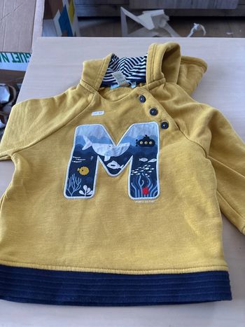 Pull jaune