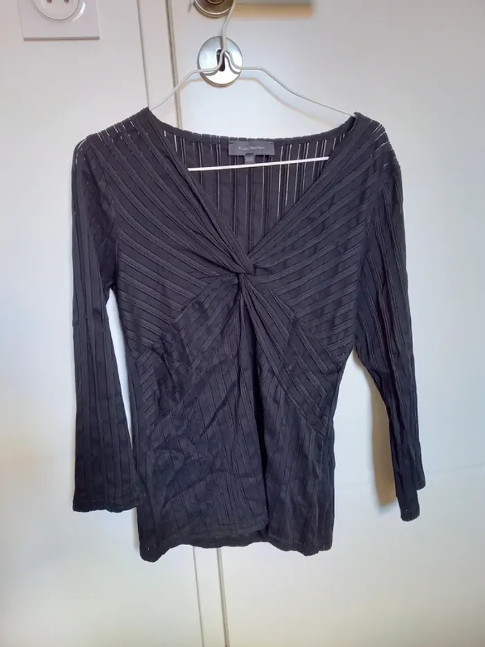 Haut noir manches 3/4