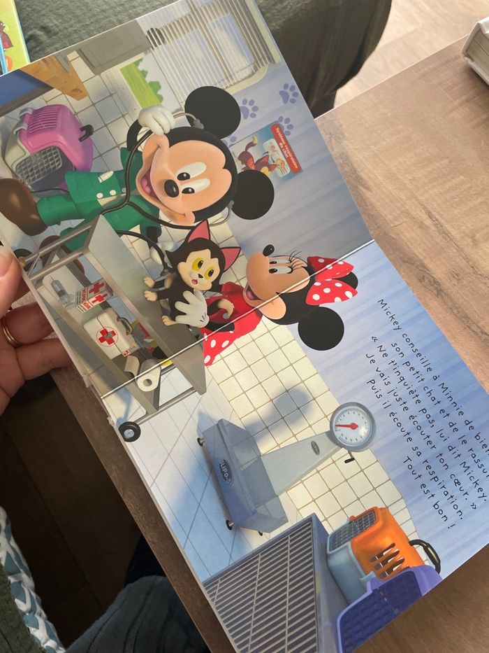 Livre les aventures de Mickey - photo numéro 3