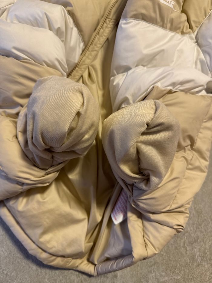 Veste doudoune capuche Nike enfant Taille M (137/147cm) - photo numéro 9