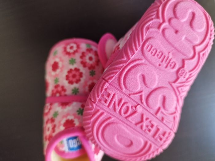 Chaussures bébé Chicco taille 18 - photo numéro 3