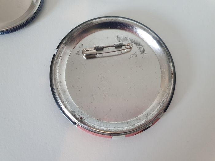 lot de 2 pin's one piece - photo numéro 3