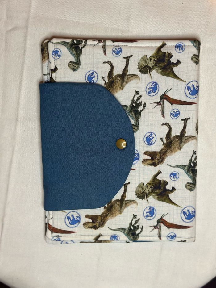 Protège carnet de santé dinosaures - photo numéro 2