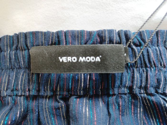 Petit haut Vero Moda. - idée cadeau fête des Mères - photo numéro 3