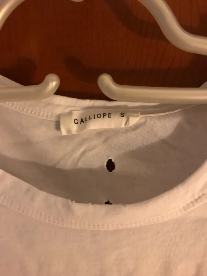 Tee shirt blanc à trous Calliope - photo numéro 3
