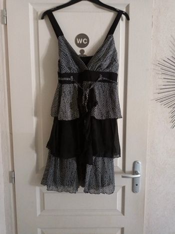 Robe bretelle noir et blanche