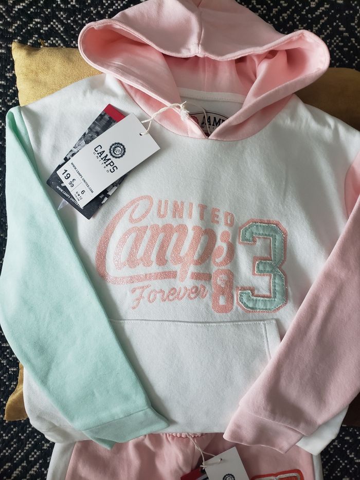 Jogging fille camps neuf 6 ans - photo numéro 3