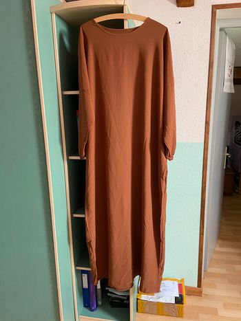 Abaya camel