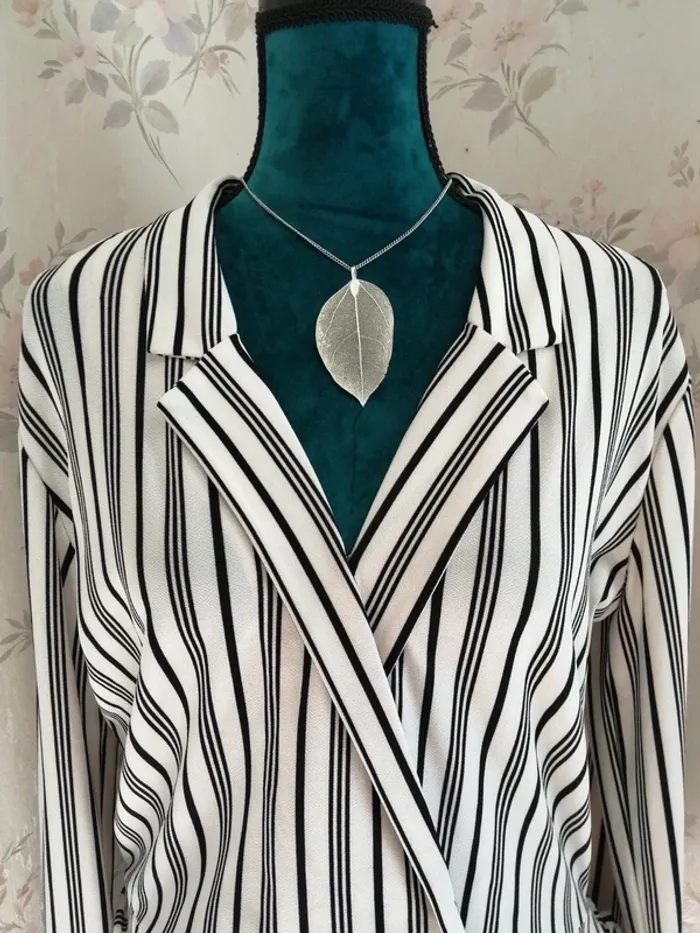 Chemisier blouse cache cœur rayée noire et blanche avec noeud / don't call me jennyfer / (XL) - photo numéro 2