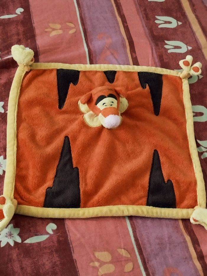 Doudou Tigrou couverture
